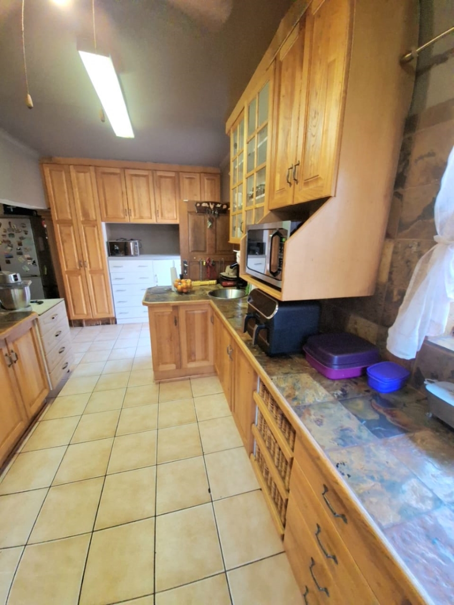 3 Bedroom Property for Sale in Swartruggens North West